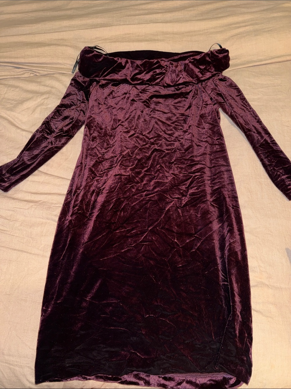 Calvin Klein Off-Shoulder Velvet Long Sleeve Dress in Plum